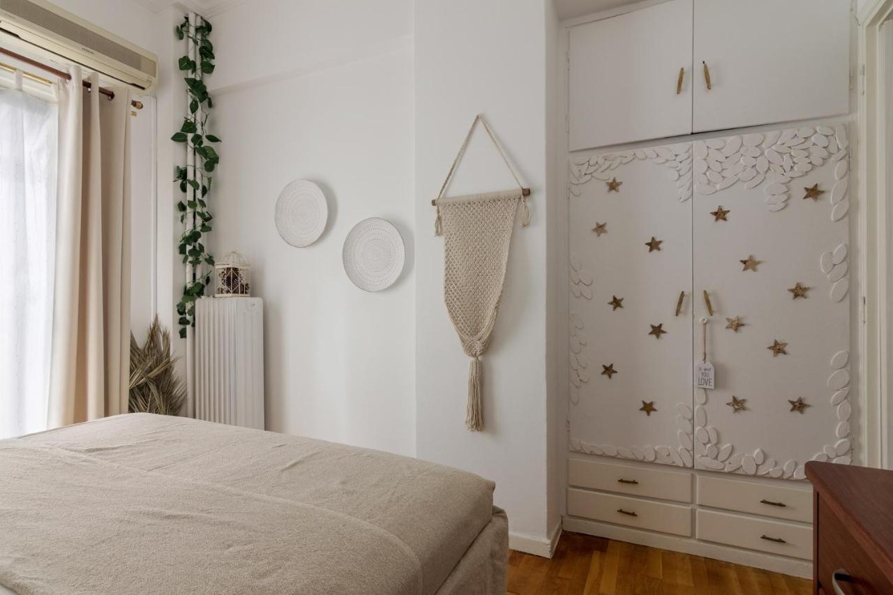 Classic And Modern Apartment In Atény Exteriér fotografie