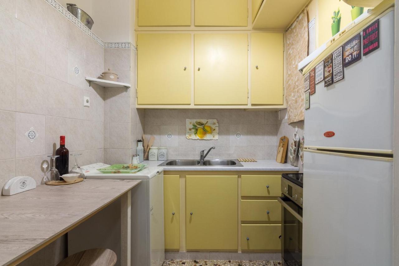 Classic And Modern Apartment In Atény Exteriér fotografie