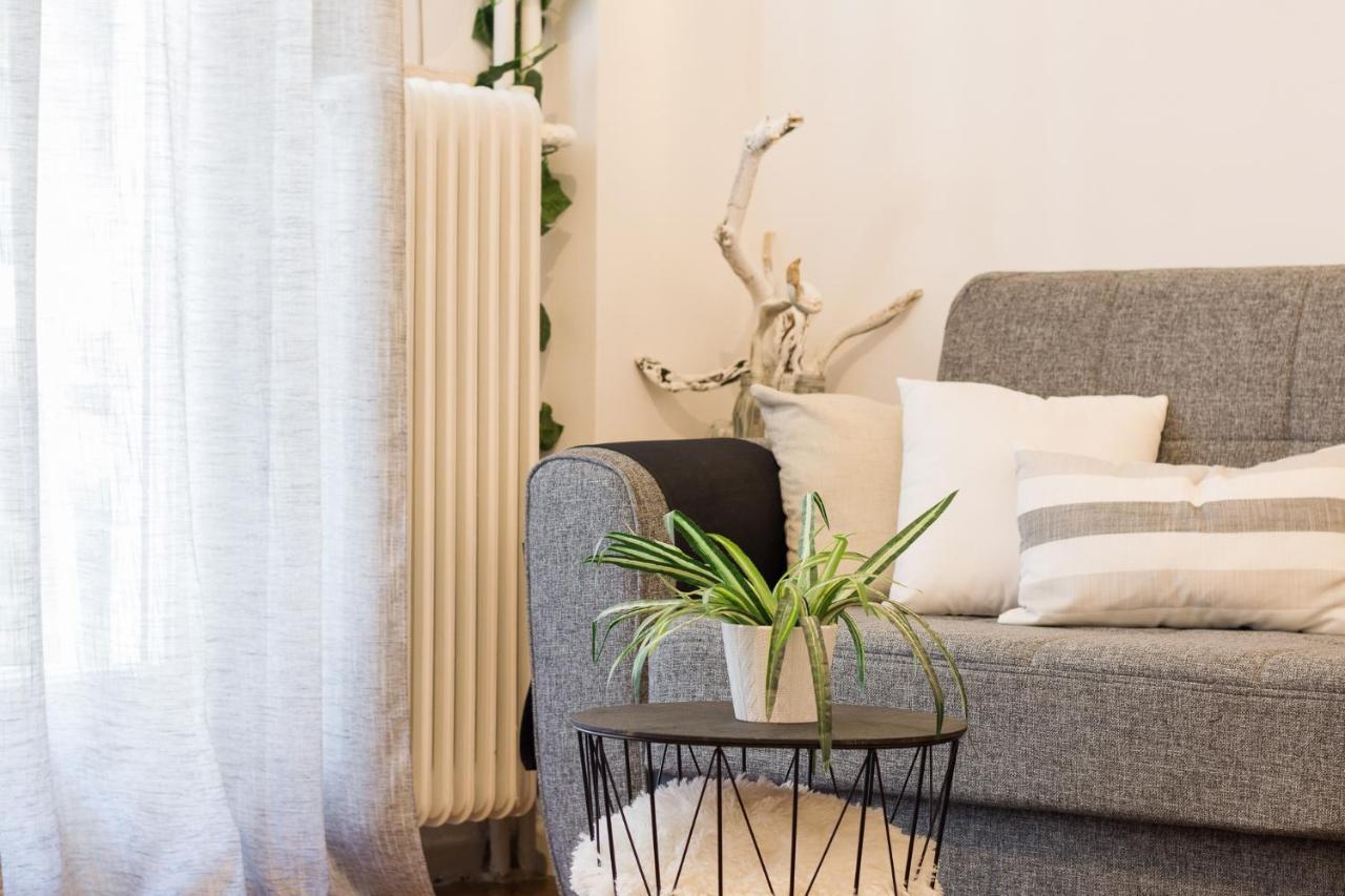 Classic And Modern Apartment In Atény Exteriér fotografie